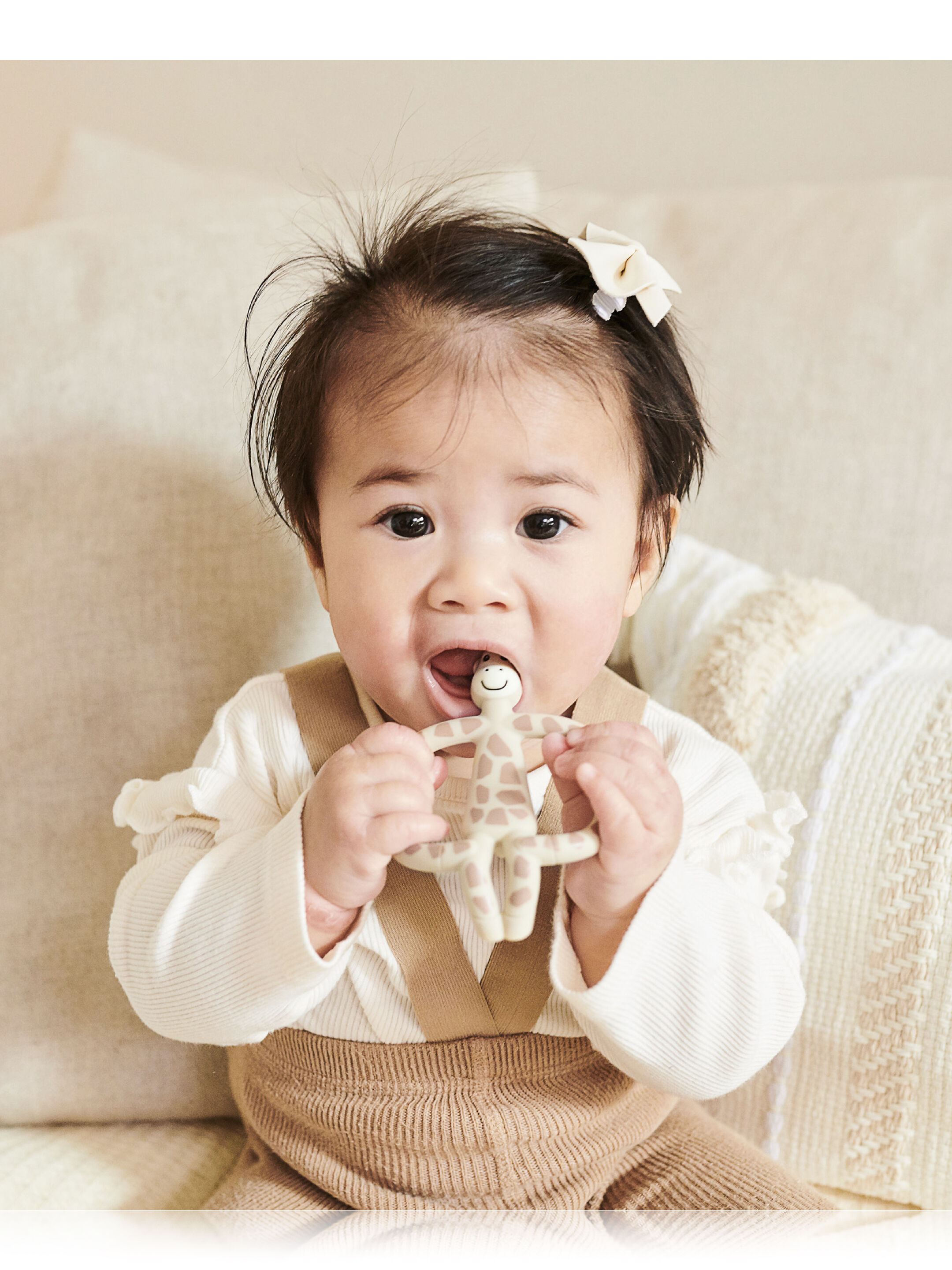 Matchstick Monkey Animal Teether & Muslin Gift Set - Giraffe image number 4