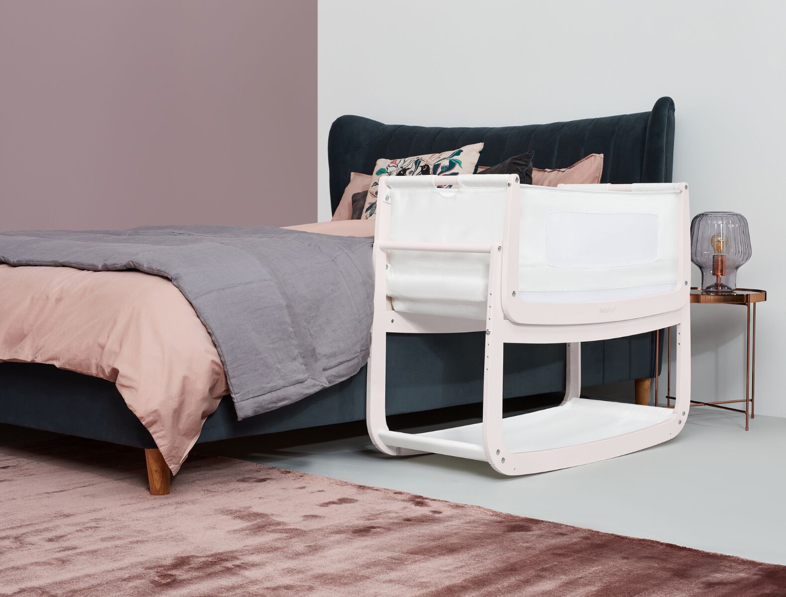 SnuzPod4 Bedside Crib - Rose White / Blush image number 3