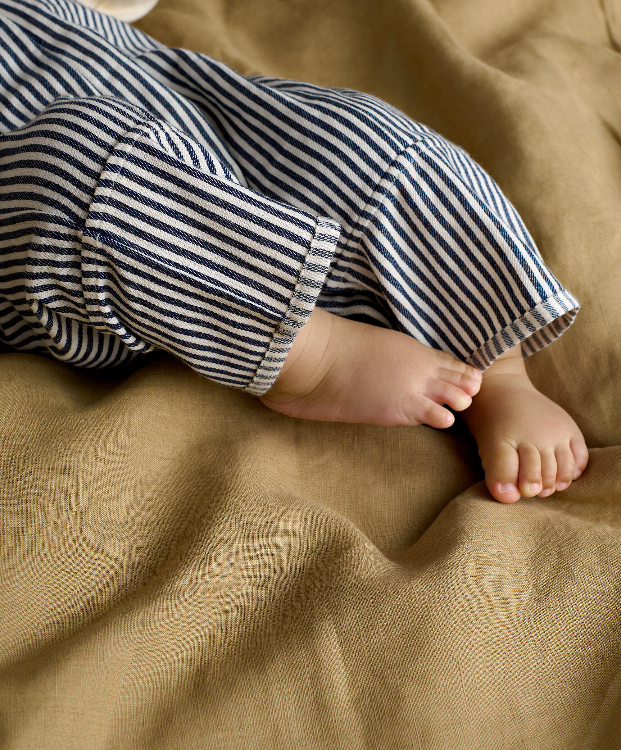 2pc Dungaree & T-Shirt Set image number 8