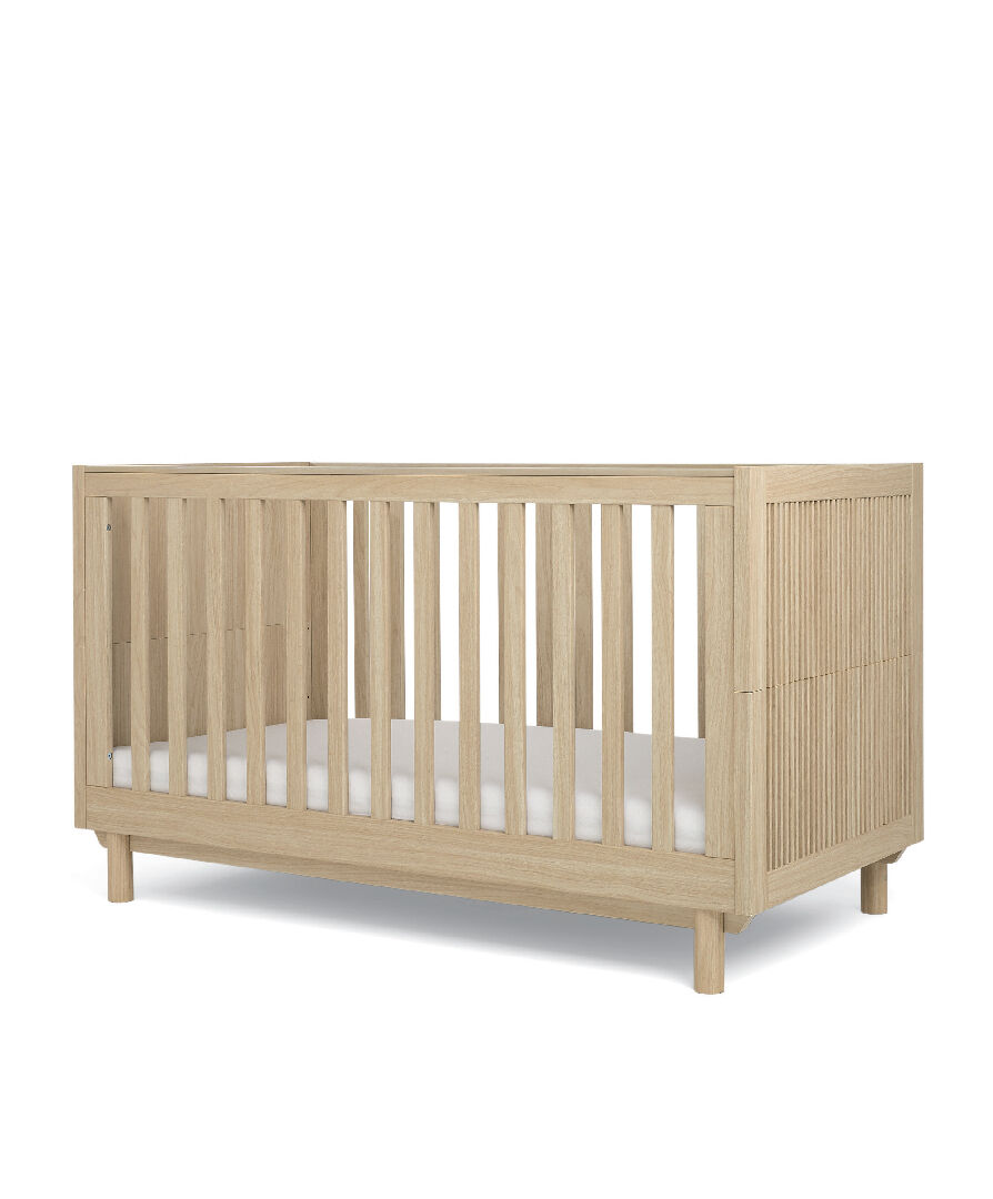 Oska 2 Piece Cotbed with Wide Dresser Changer Set - Oak image number 4