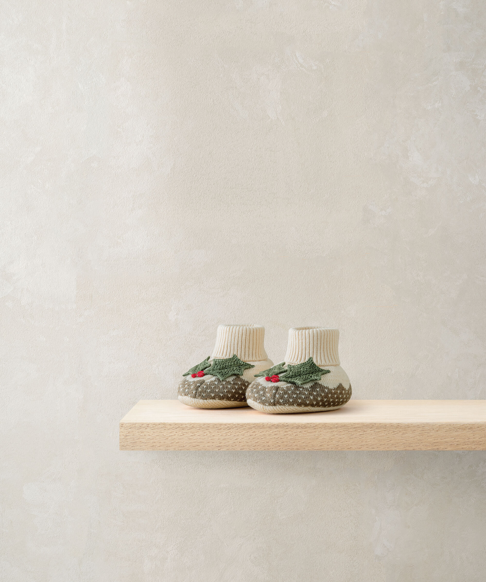 Christmas Pudding Booties