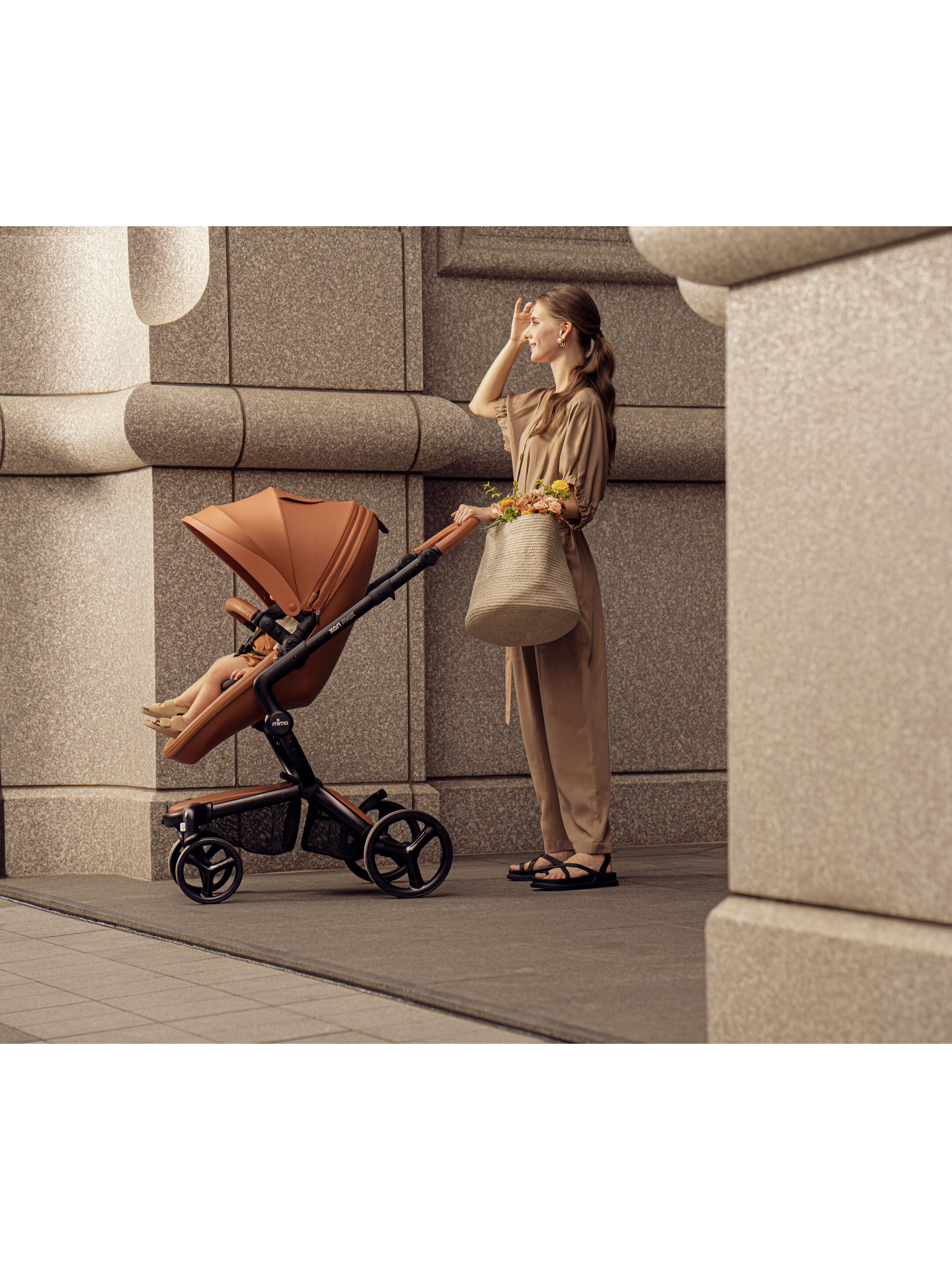 Xari Max Black Frame + Camel Seat Box + Black Starter Pack image number 5