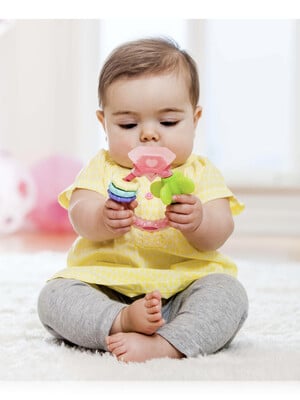 Infantino Chew & Play Ring Teether