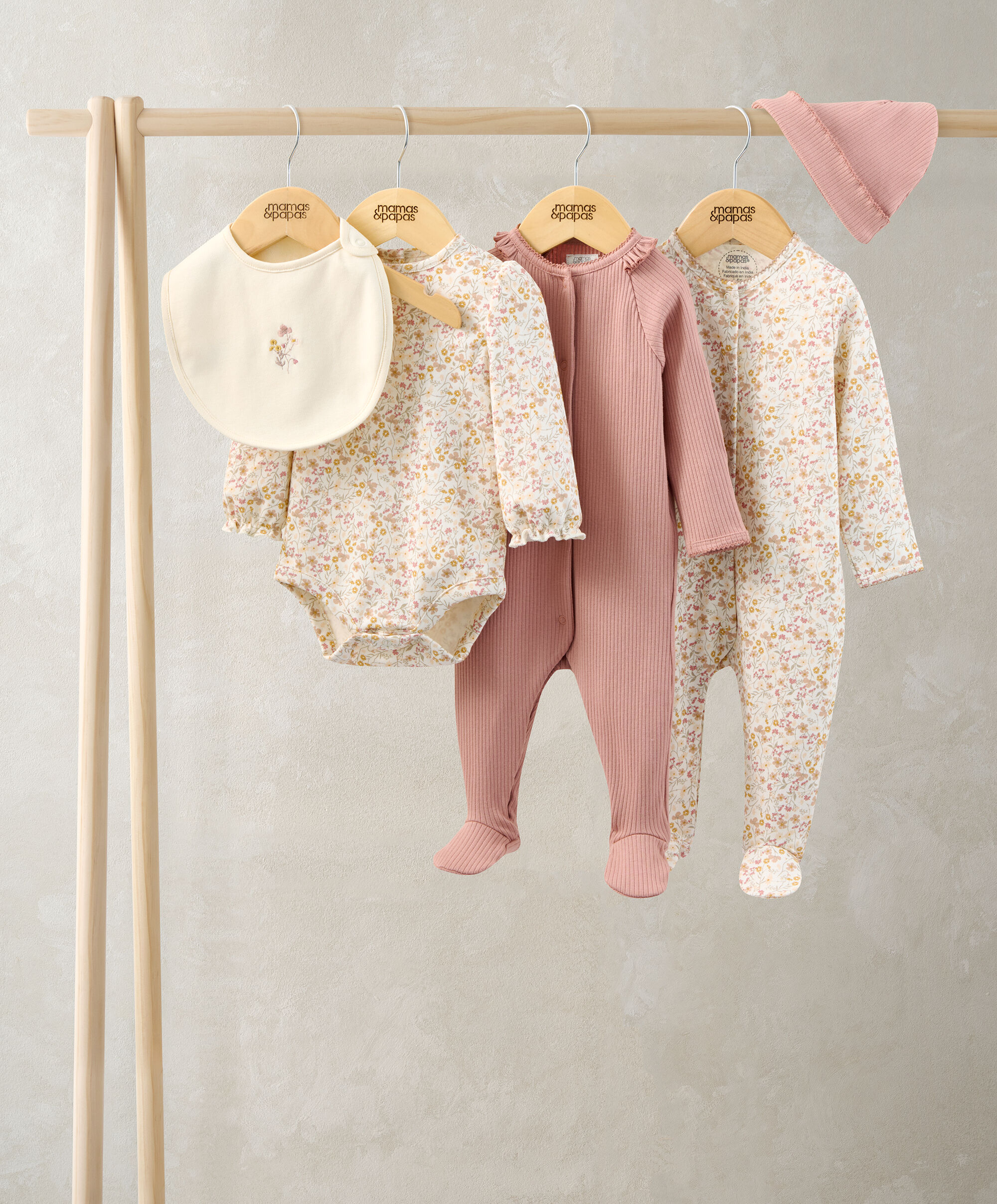 Welcome to the World Floral Baby Clothes 5 Piece Set