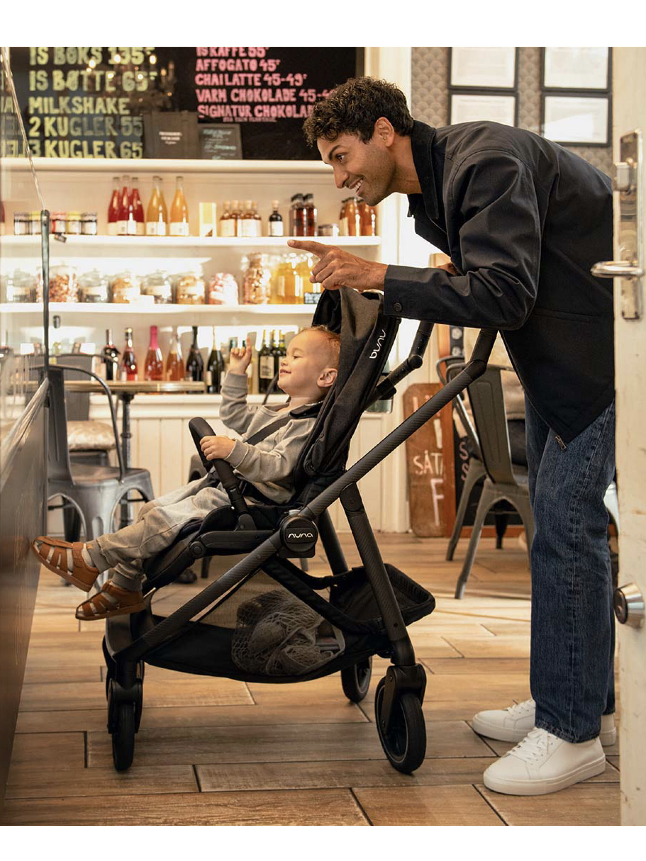 Nuna Swiv Stroller - Caviar image number 5