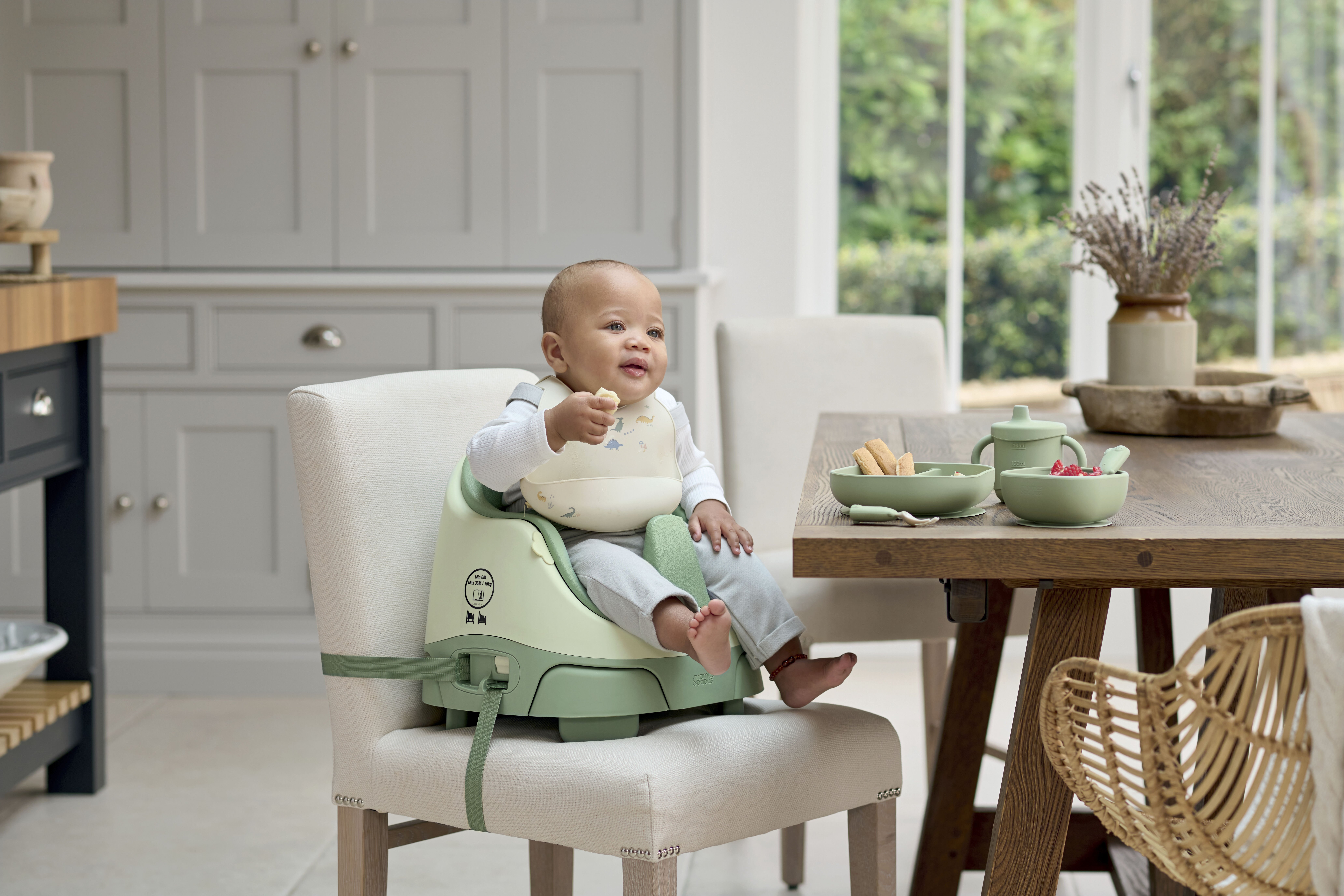 First Mealtime Silicone Set - Kiwi image number 4