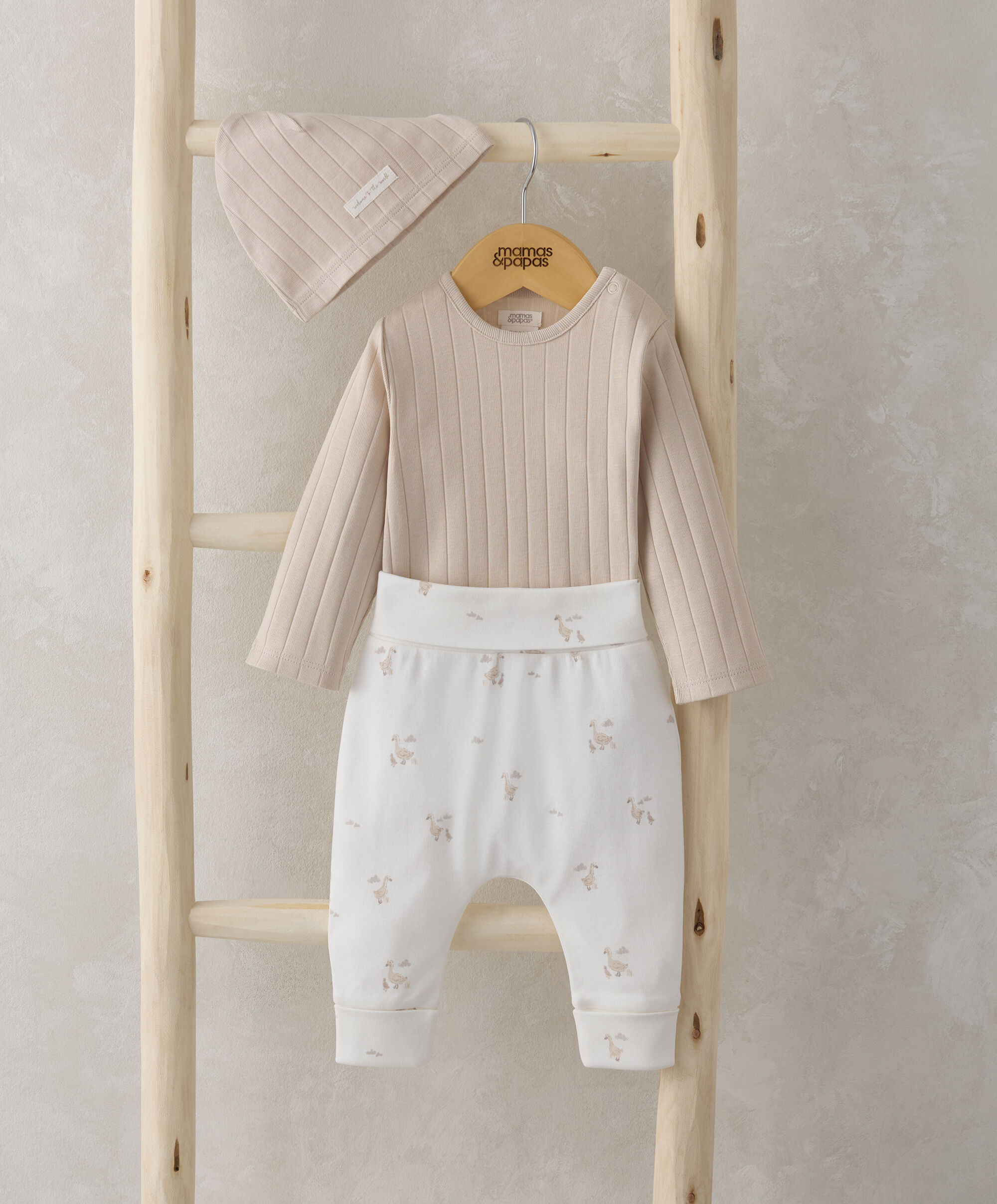 Duckling Bodysuit, Leggings & Hat Outfit Set image number 1