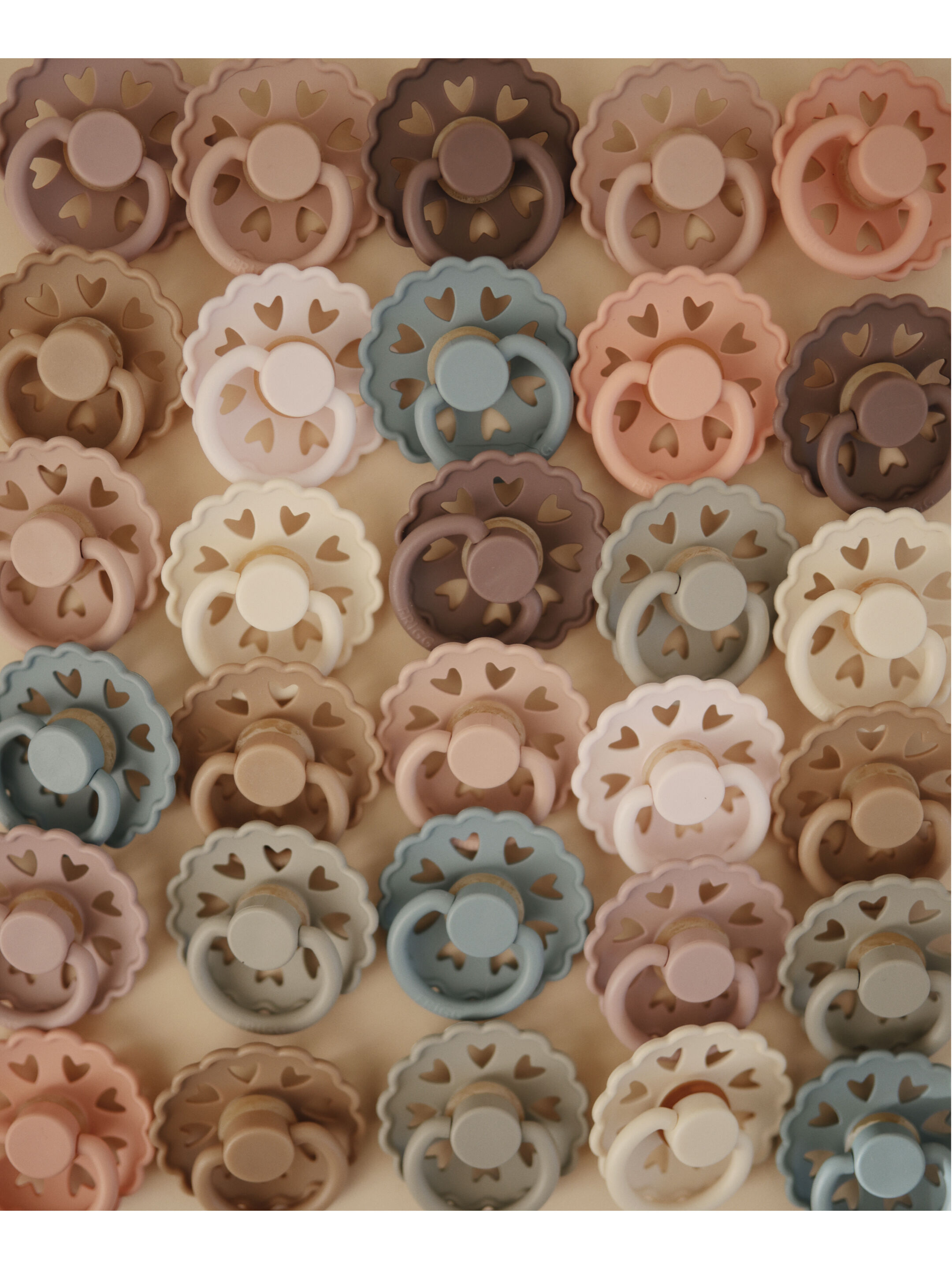 FRIGG Fairytale Silicone Baby Pacifier 0-6M 2-Pack Pretty in Peach/Primrose - Size 1 image number 3