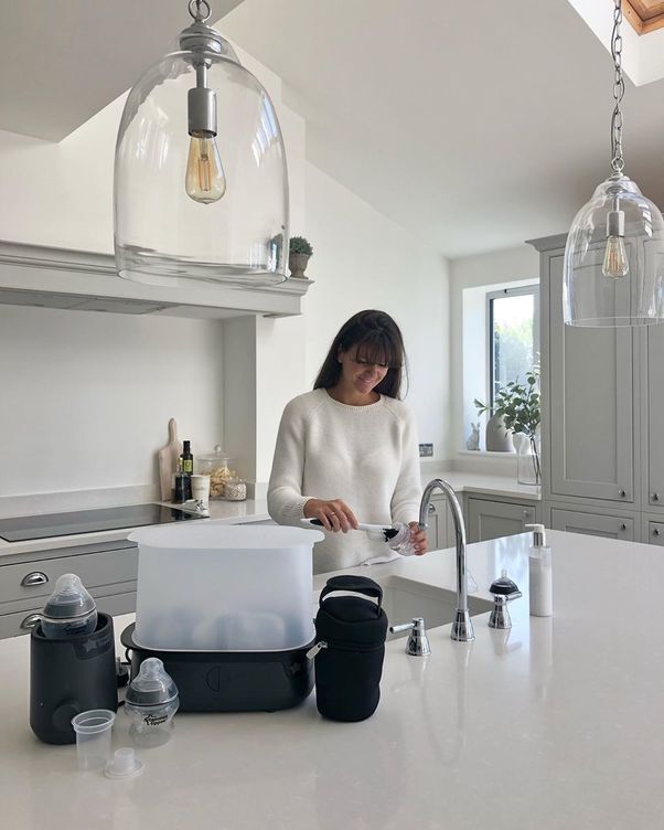 Tommee Tippee Closer to Nature Complete Feeding Kit - Black image number 4