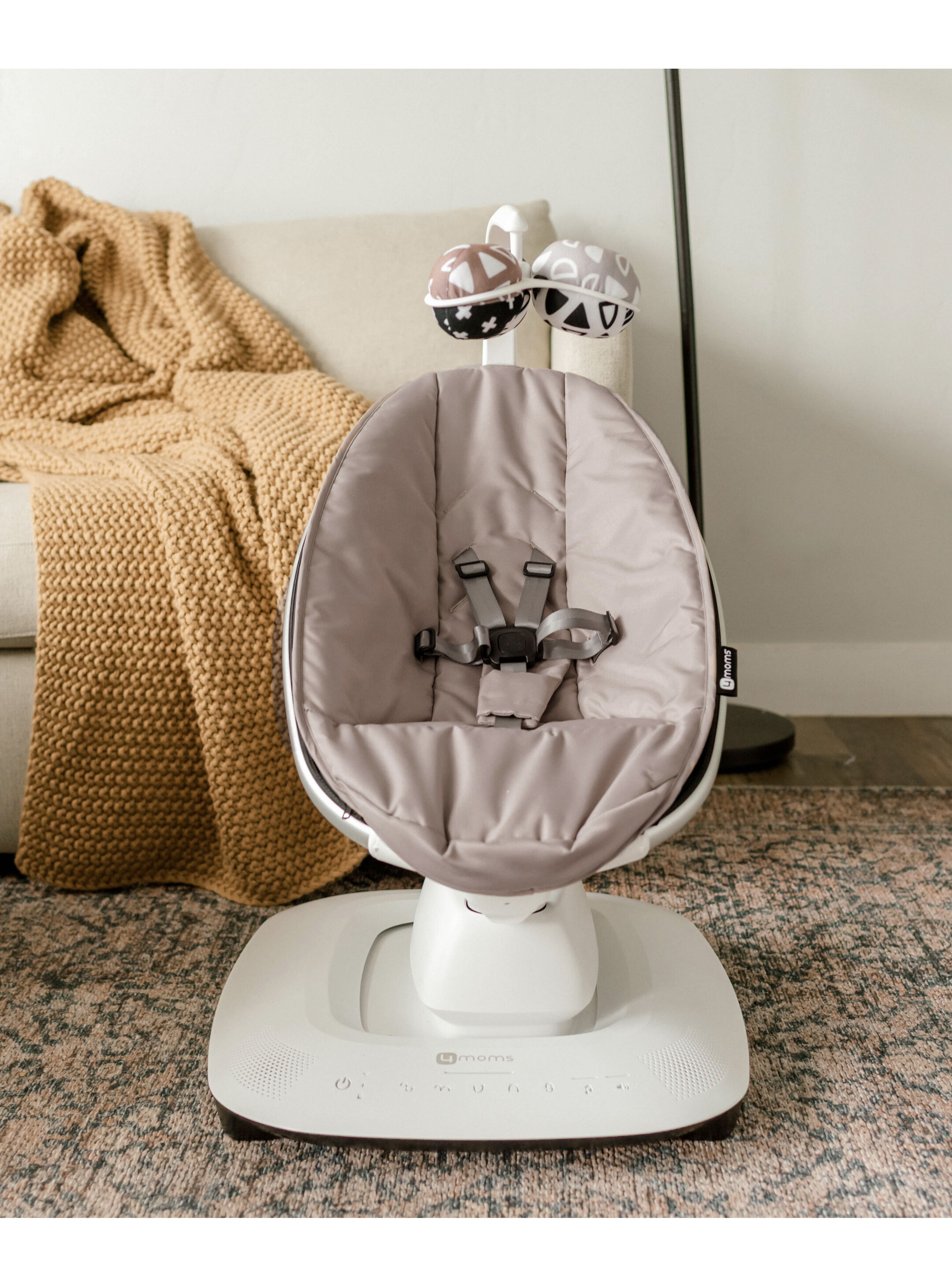 4Moms Mamaroo - Multi-Motion Baby Swing - Rosewood image number 3