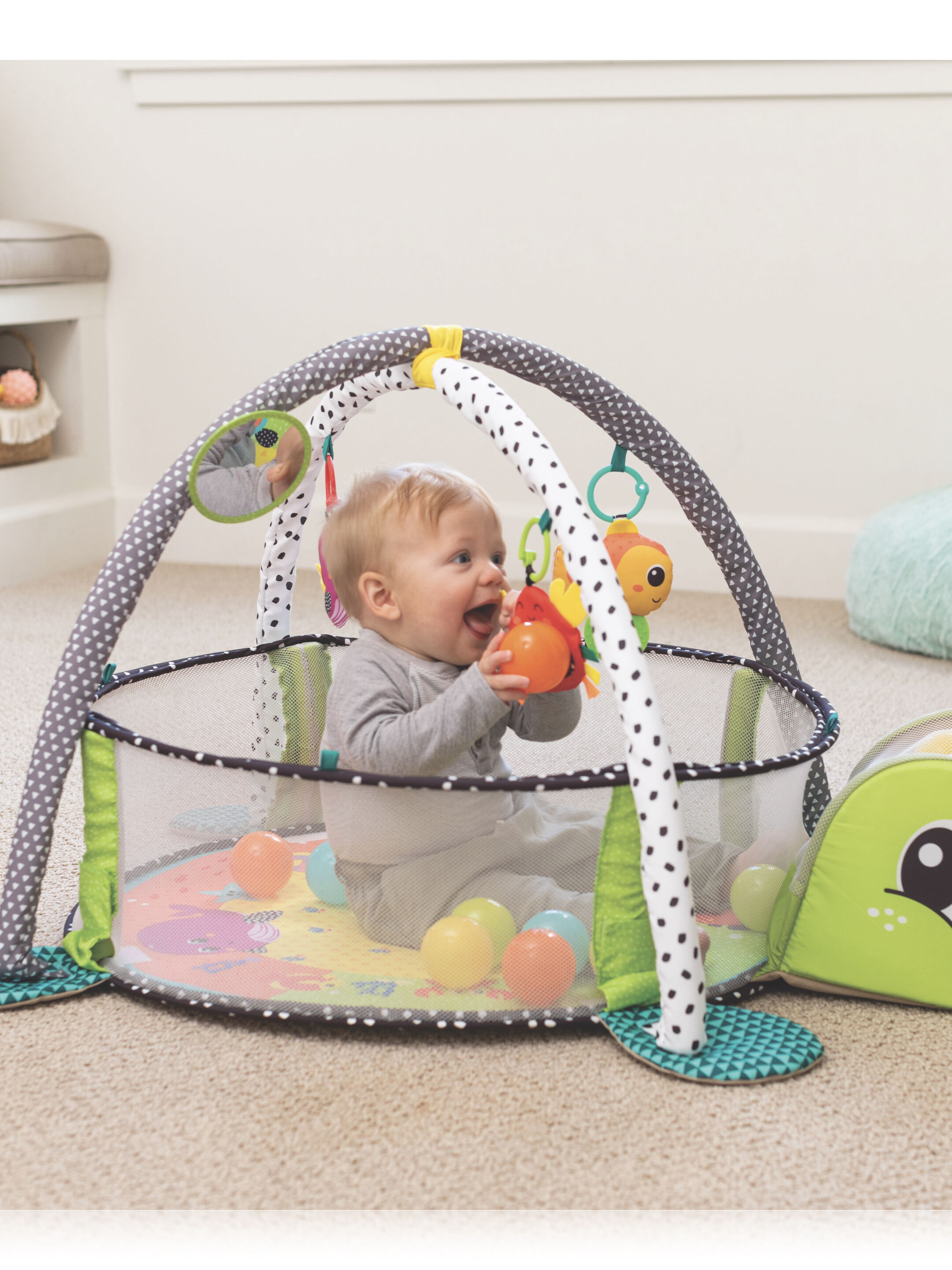 Infantino Grow-With-Me Activity Gym &amp; Ball Pit image number 5