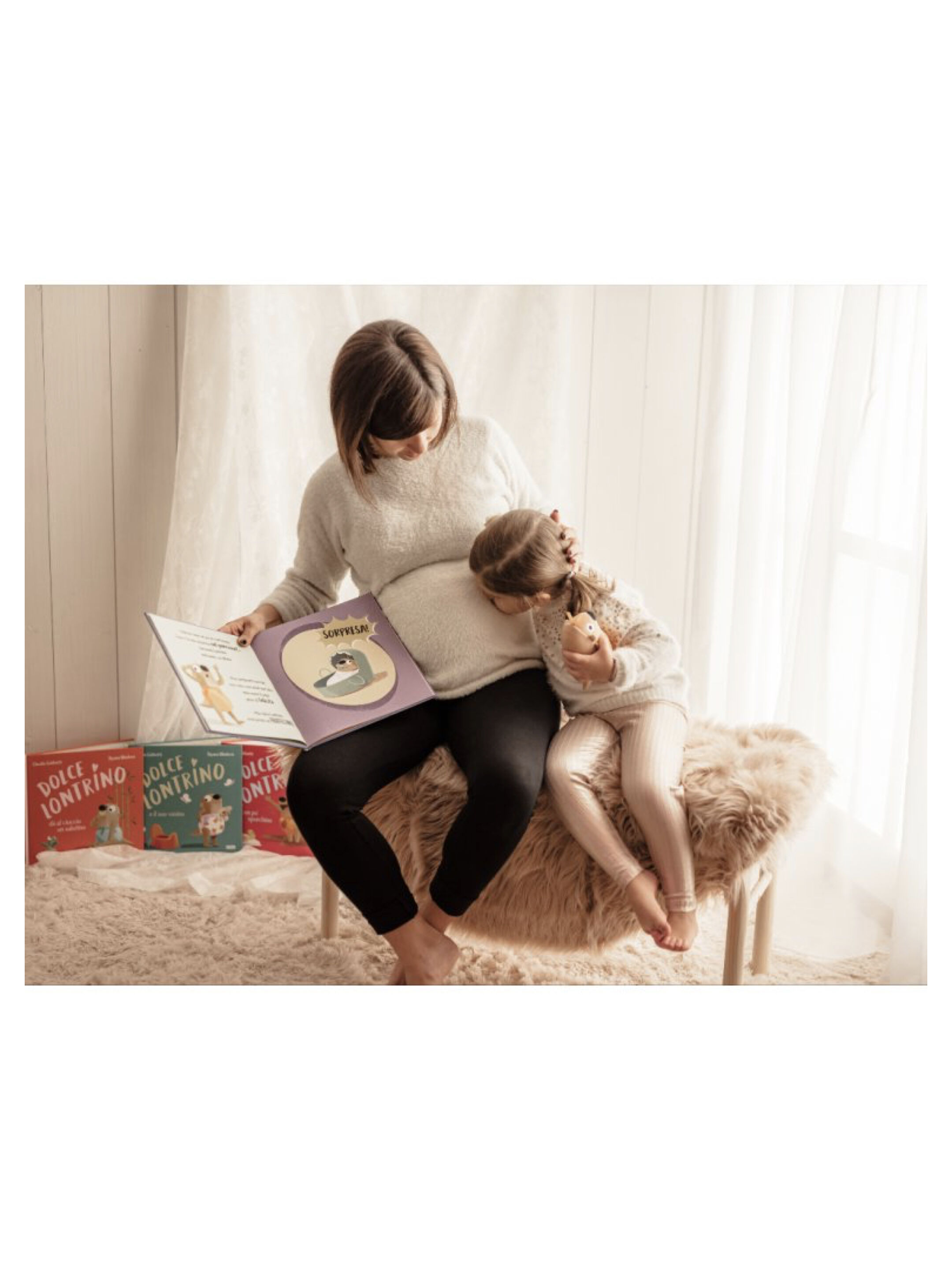 Sassi Picture Book - Little Otter And A New Baby image number 5