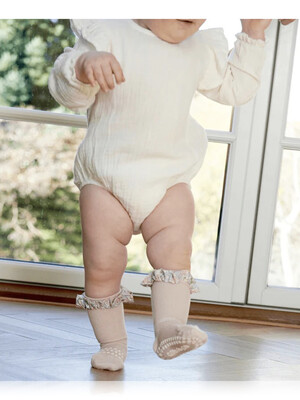 Non-slip Socks Bamboo - Soft Pink with Liberty Ruffle