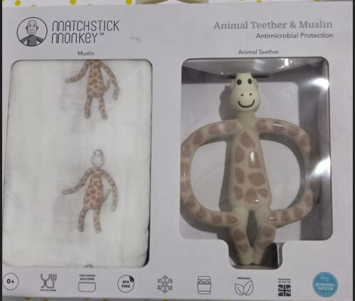 Matchstick Monkey Animal Teether & Muslin Gift Set - Giraffe image number 4