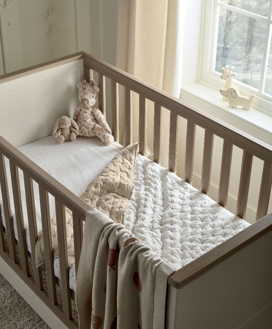 Welcome to the World Seedling Cotbed Quilt - 2.5 Tog image number 6