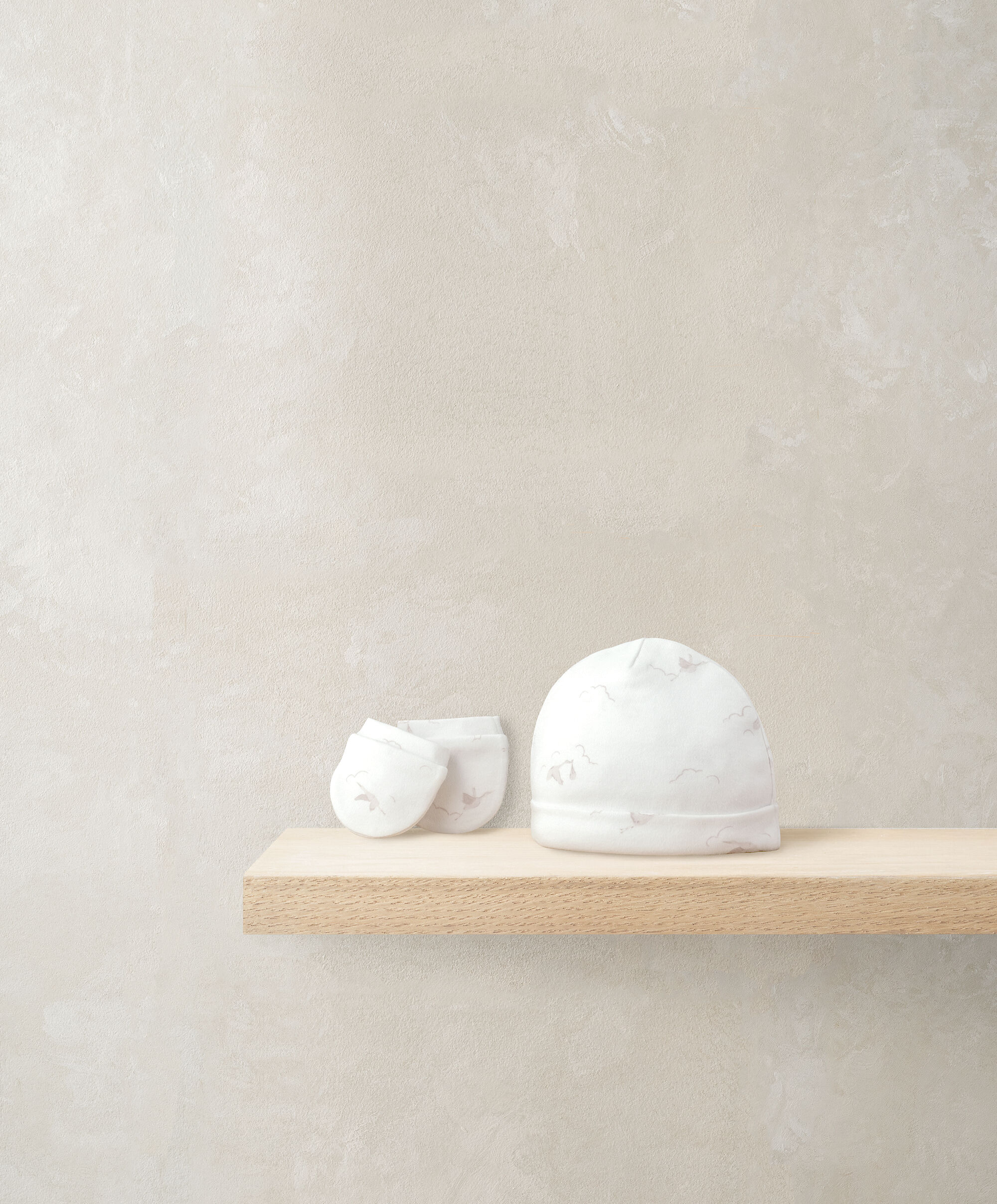 Stork Baby Hats & Mitts Set - Premature image number 1