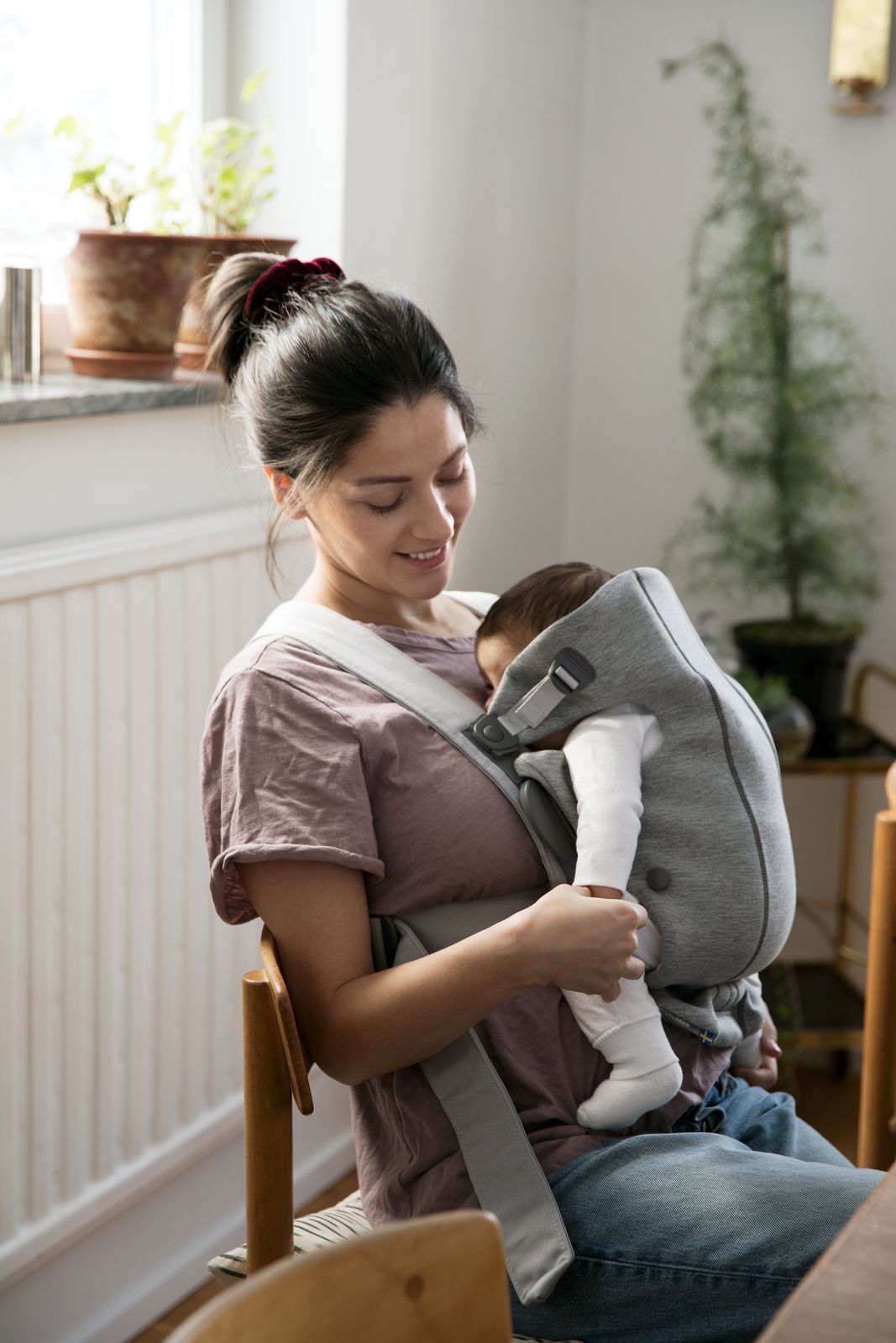 Babybjorn Baby Carrier Mini image number 3