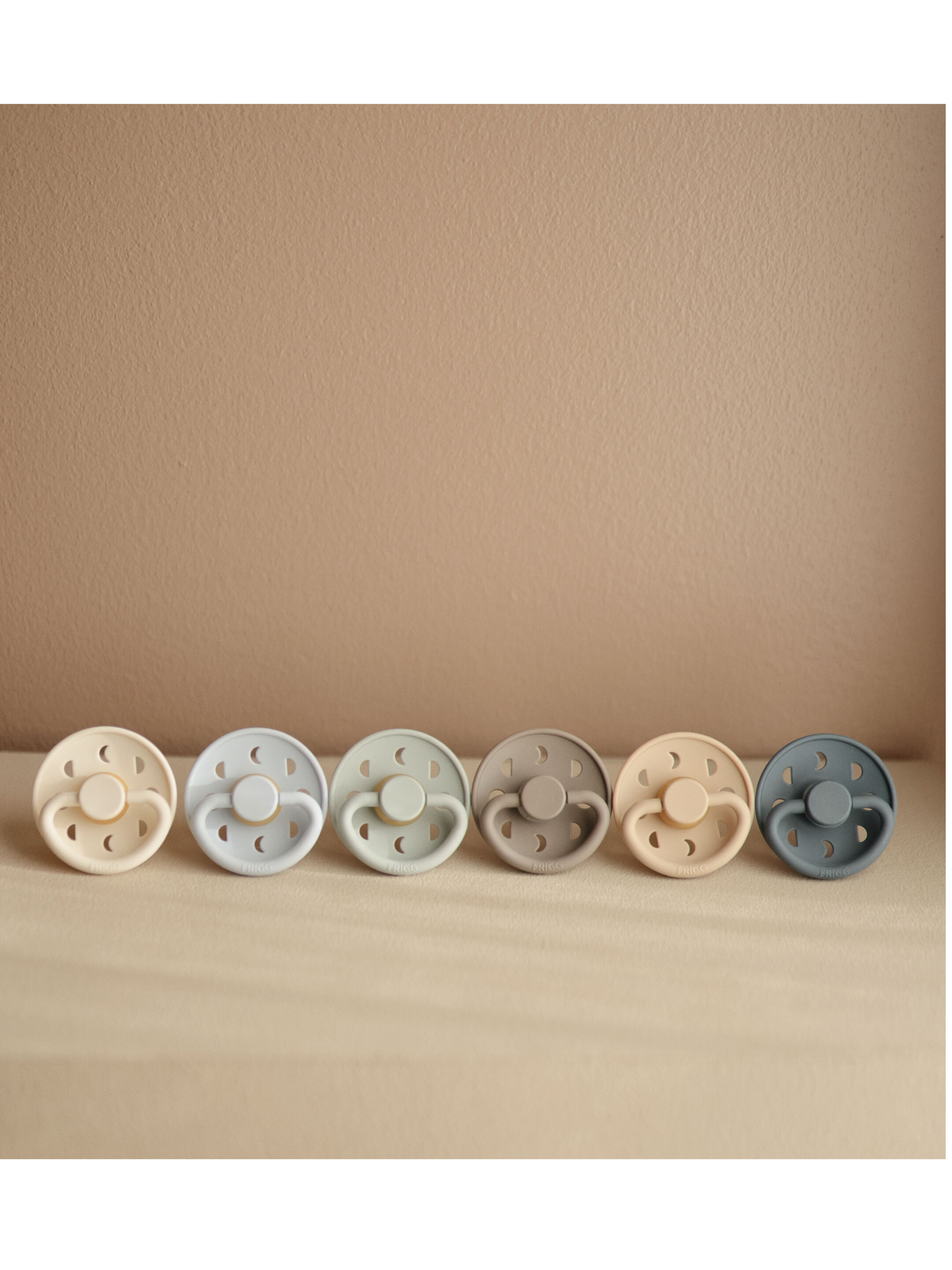 FRIGG Moon Phase Silicone Baby Pacifier 0-6M 2-Pack Stone Blue Night/Cream Night - Size 1 image number 3