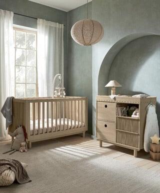 Mamas & Papas Oska 2 Piece Cotbed Set with Narrow Dresser Changer