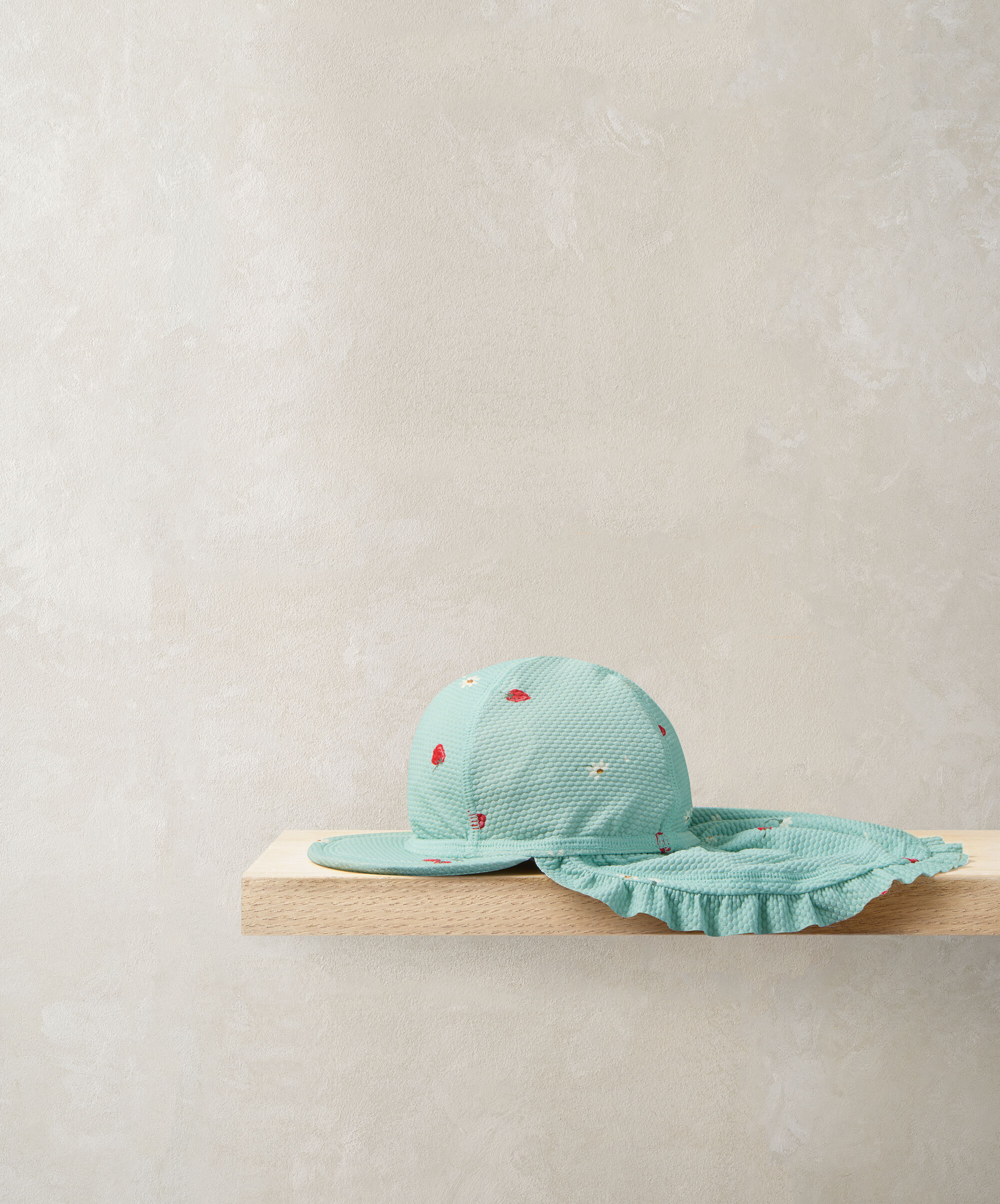 Strawberry Peaked Sunhat image number 1