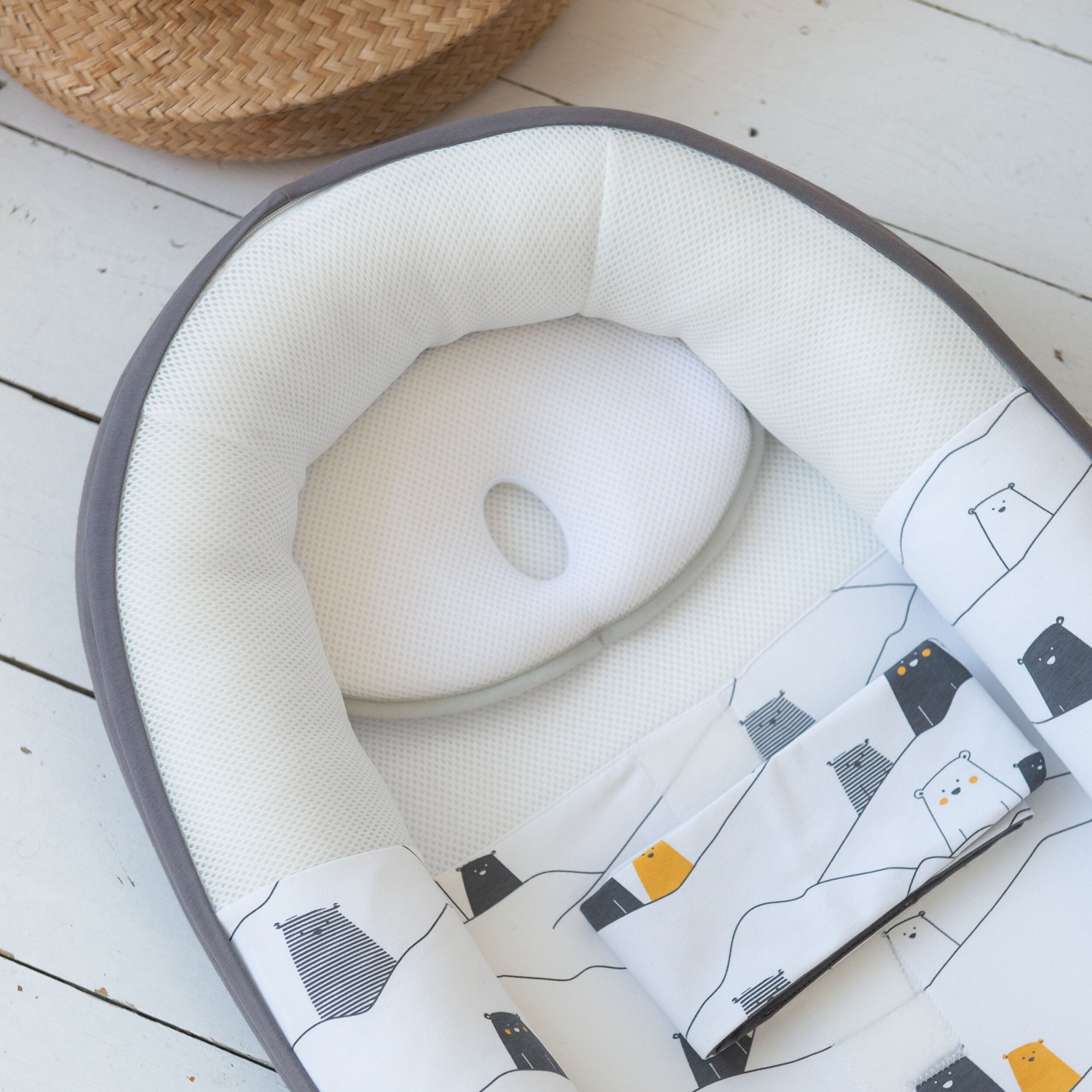 Doomoo Ergonomic Baby Head Pillow image number 5