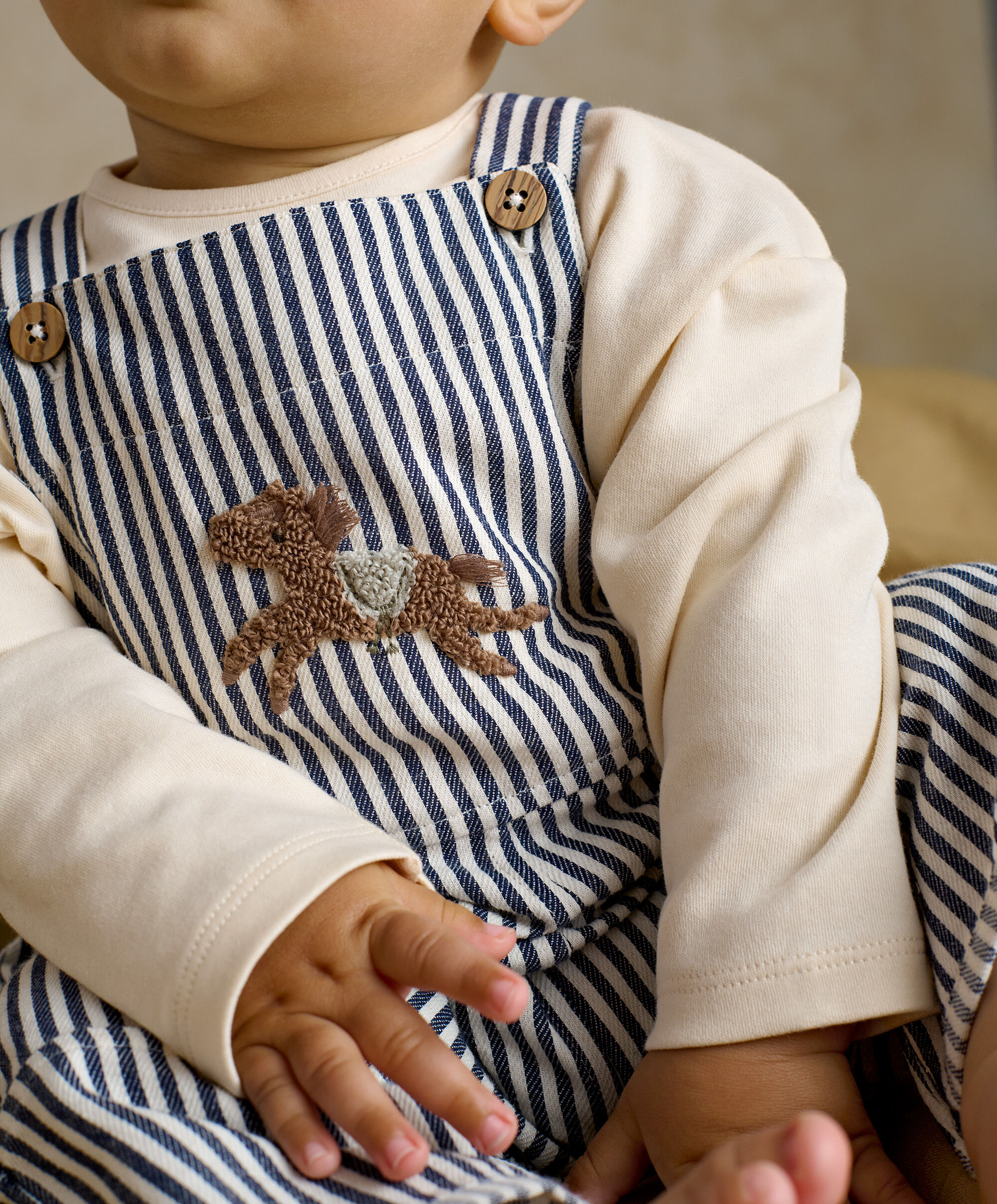 2pc Dungaree & T-Shirt Set image number 3