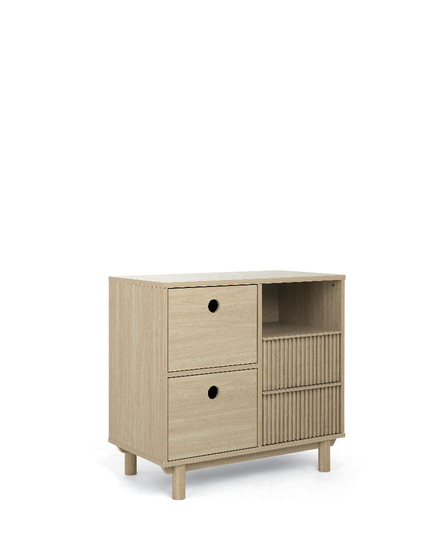 Oska 2 Piece Cotbed Set with Narrow Dresser Changer - Oak image number 3