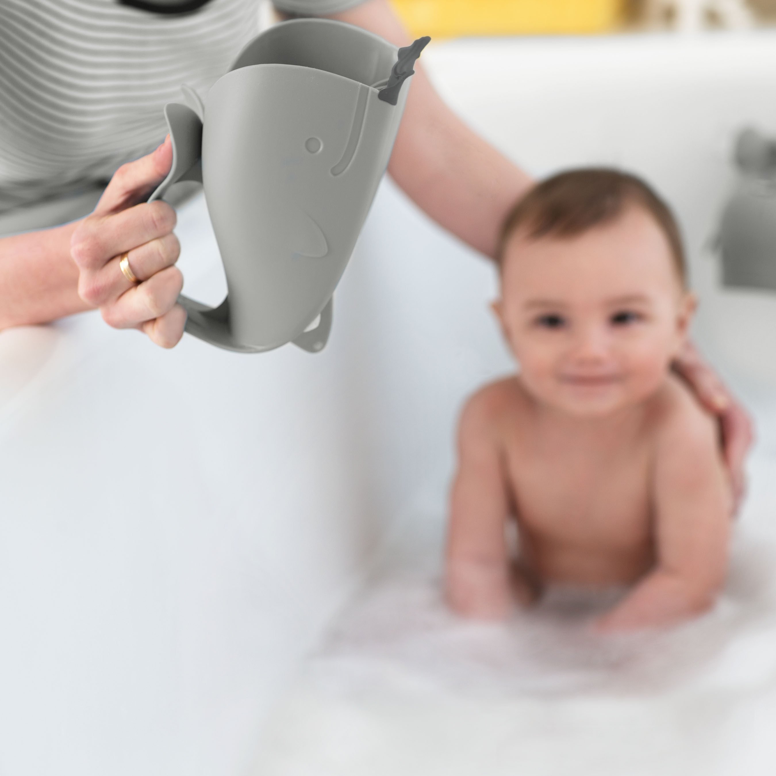 Skip Hop Moby Waterfall Rinser Grey image number 6