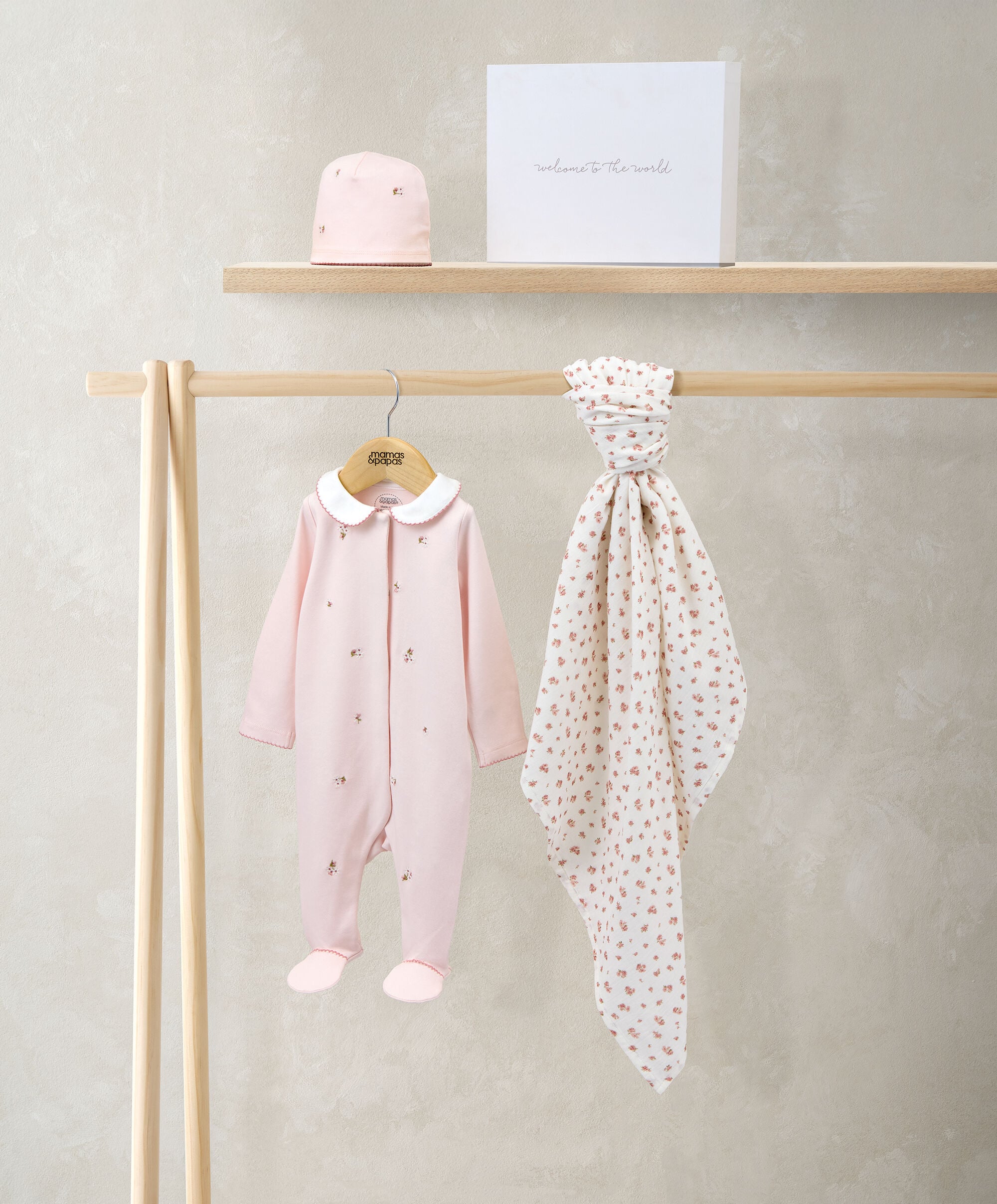Welcome to the World Pink Gift Set