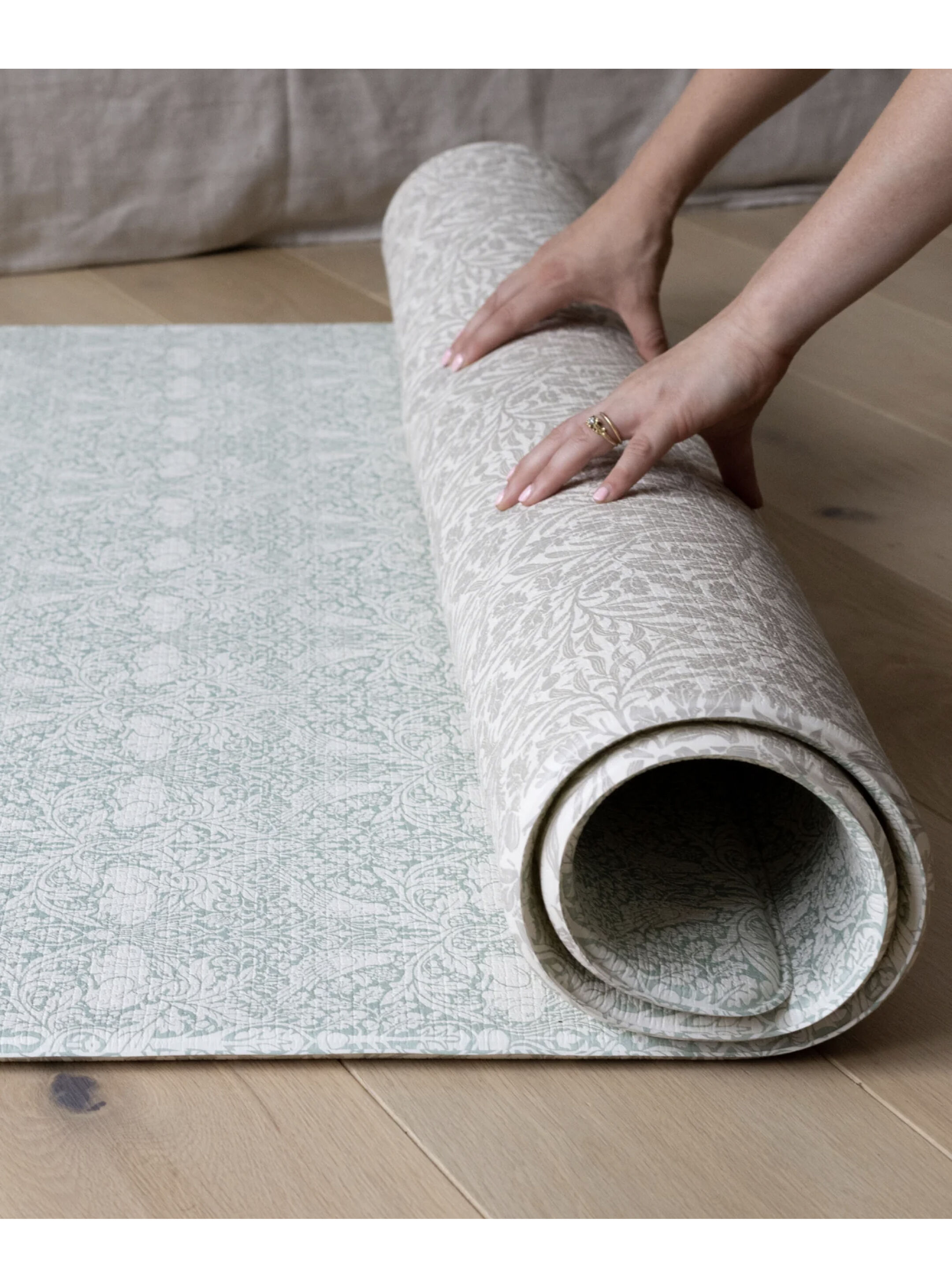 Totter and Tumble - The Brer Rabbit Playmat (Morris & Co. Collection) image number 6