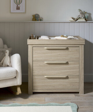 Franklin Dresser Changer - Oak