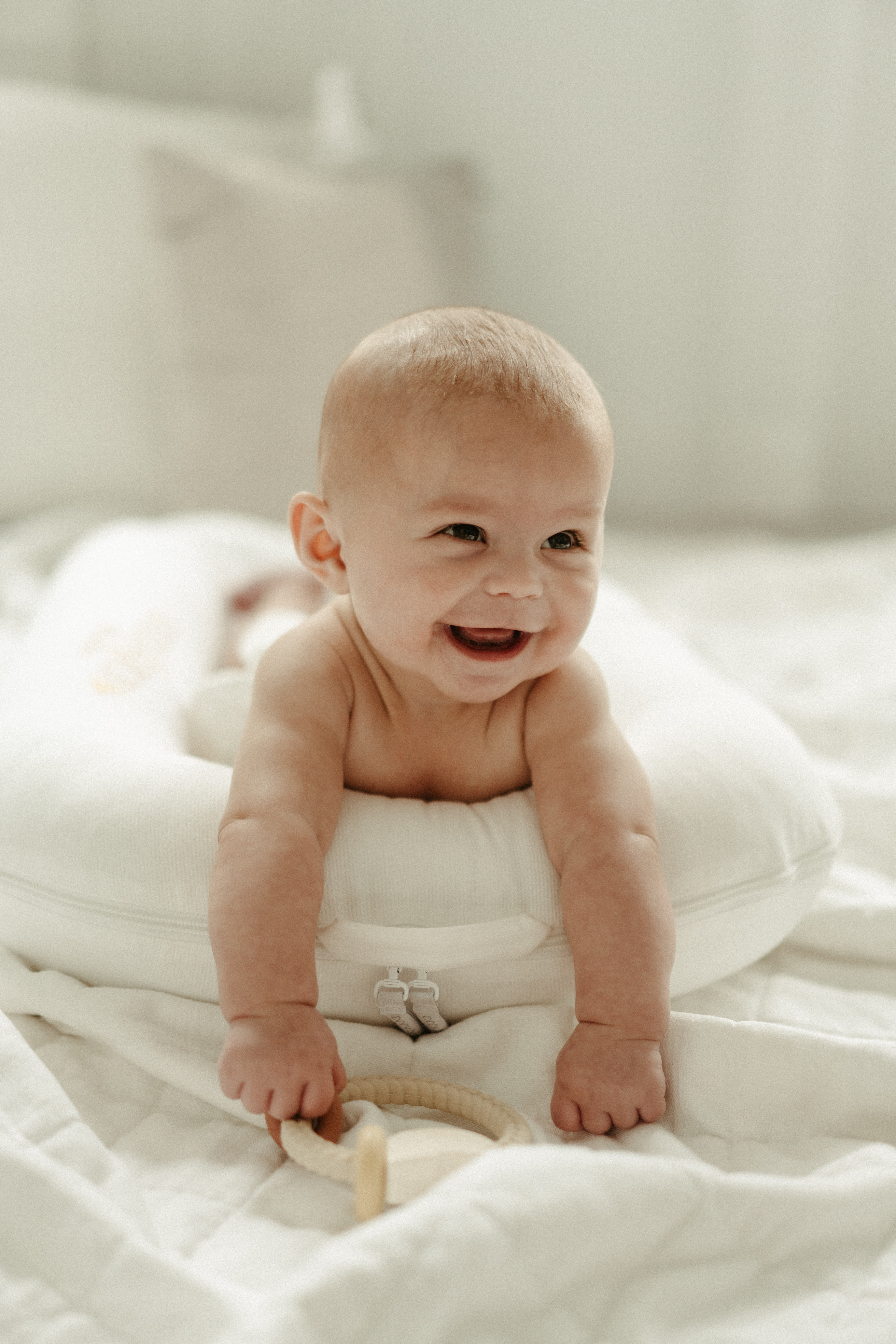 DockATot Deluxe+ Pod Pristine White image number 4