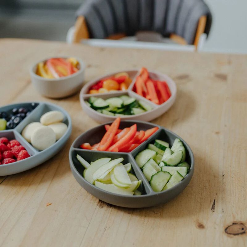 Pippeta Silicone Suction Plate - Meadow Green image number 3