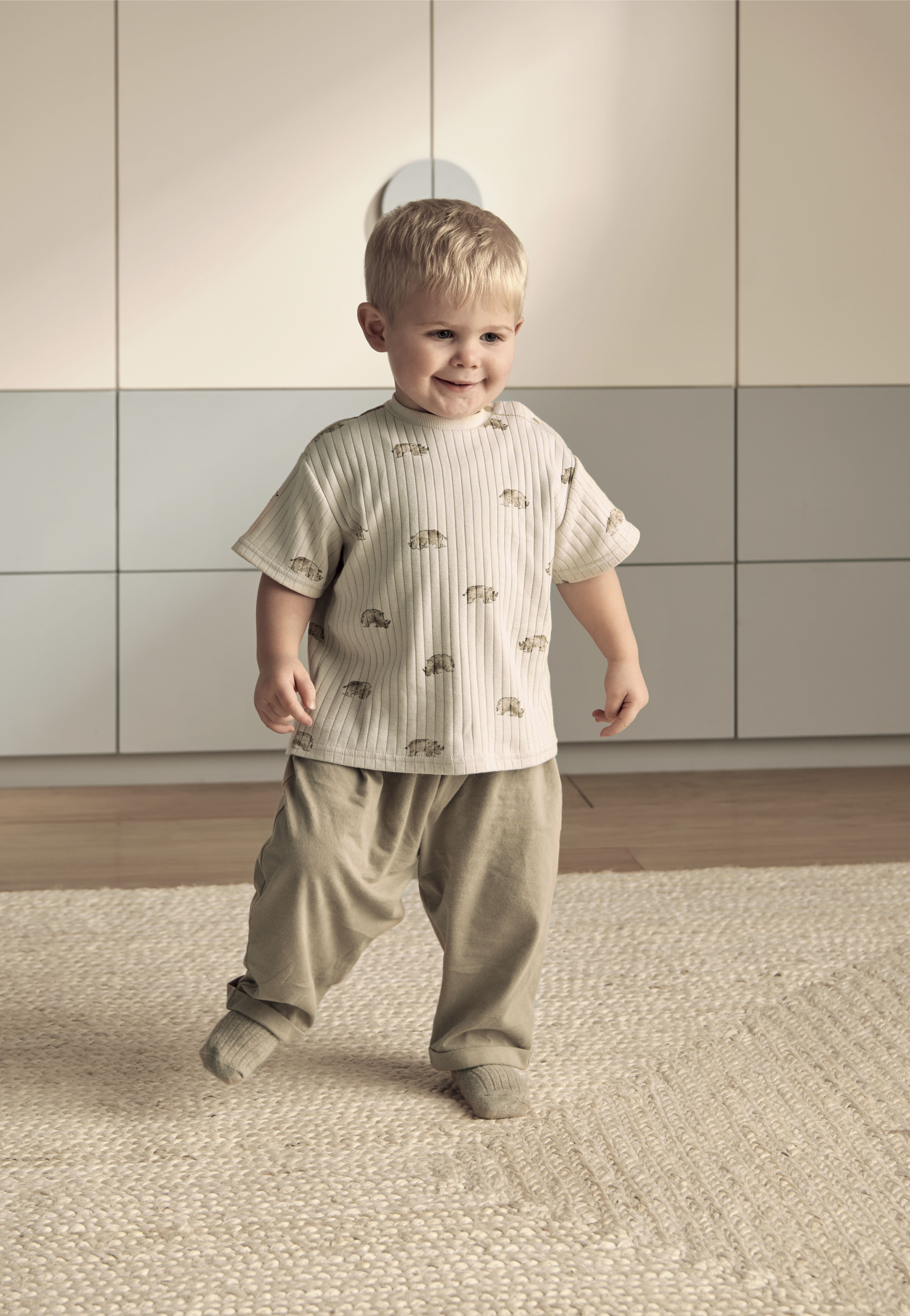 Rhino Ribbed T-Shirt & Trousers Outfit Set