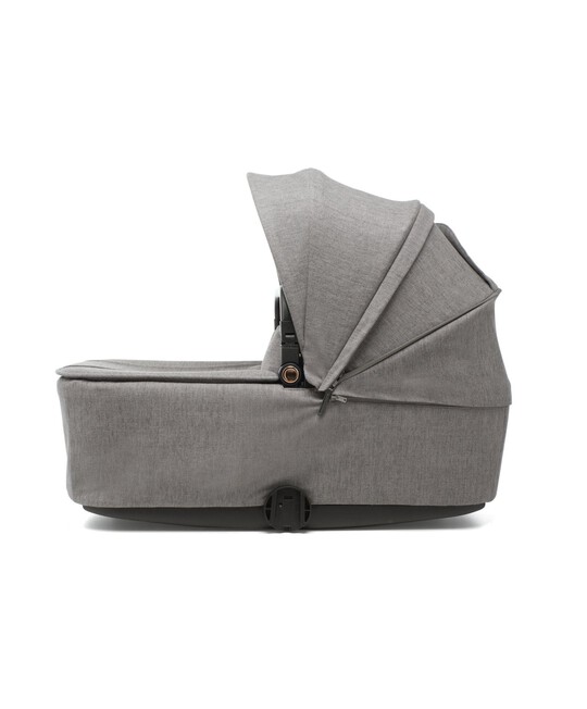 Strada Luxe Pushchair with Luxe Carrycot image number 5