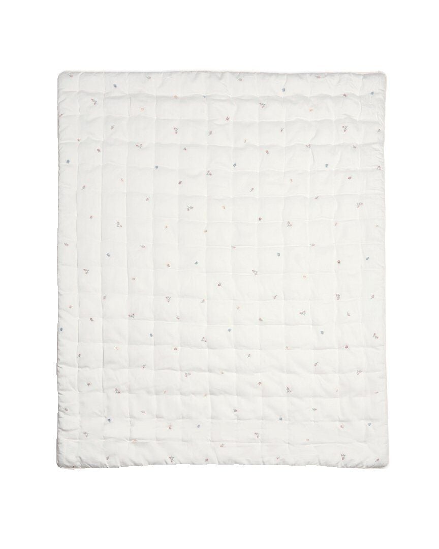 Welcome to the World Floral Quilt - Pink image number 1