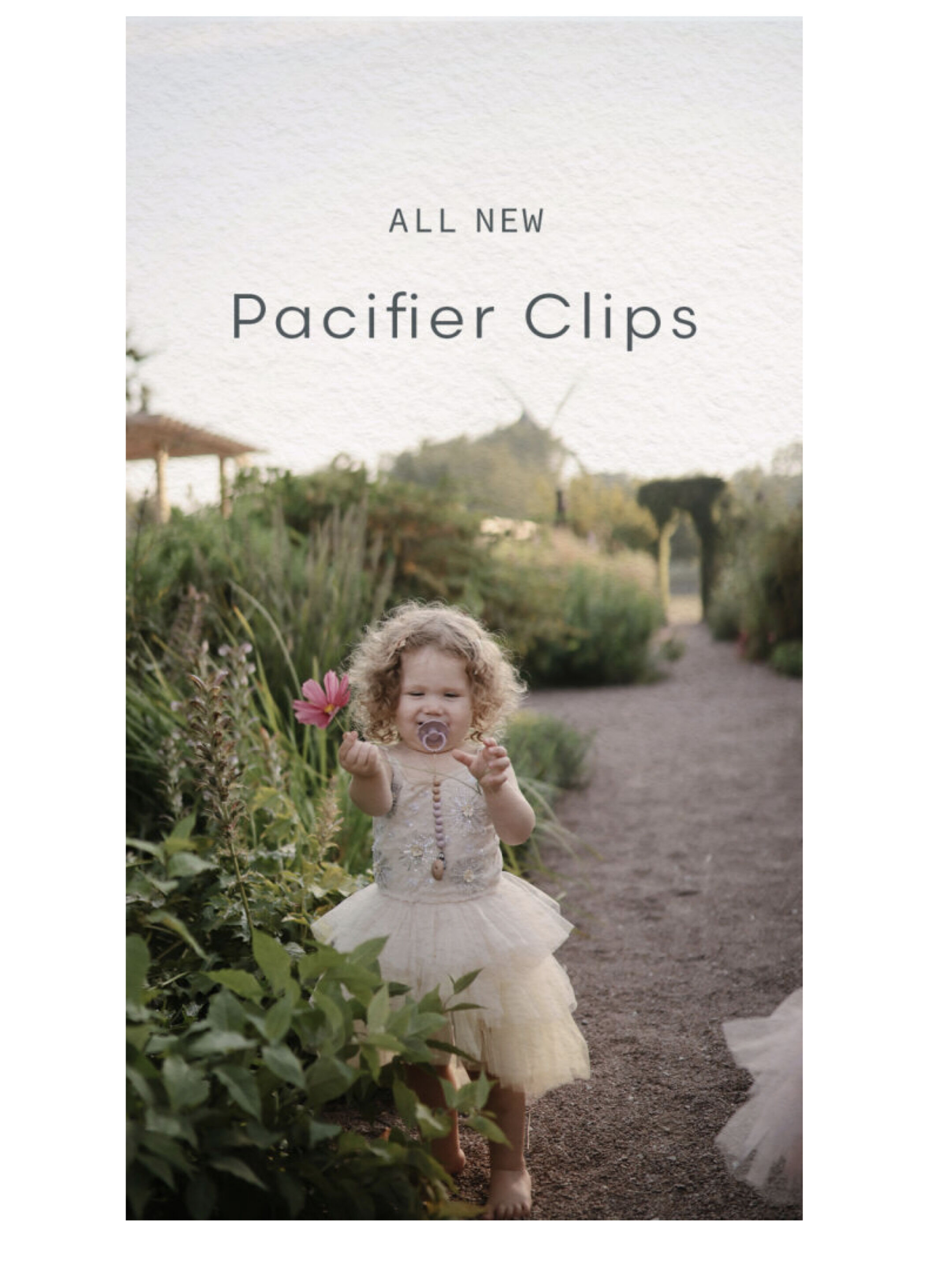 Mushie Pacifier Clips Halo Powder image number 7