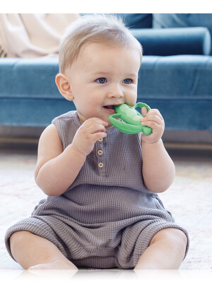 Infantino Lil Nibbles Textured Silicone Teether