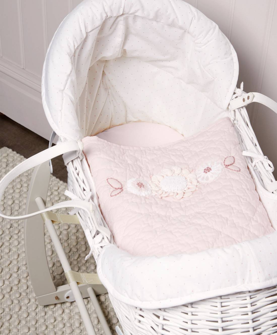 Mamas and papas cheap wicker moses basket